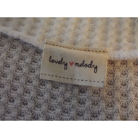 Lovely Melody Waffle Sweater Medium white v-neck animal print thermal fuzzy - Picture 4 of 10